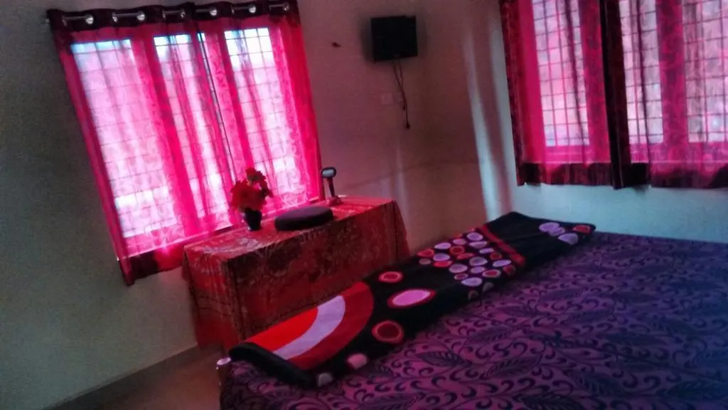 Thekkekara Tourist Home Vagamon 0*,