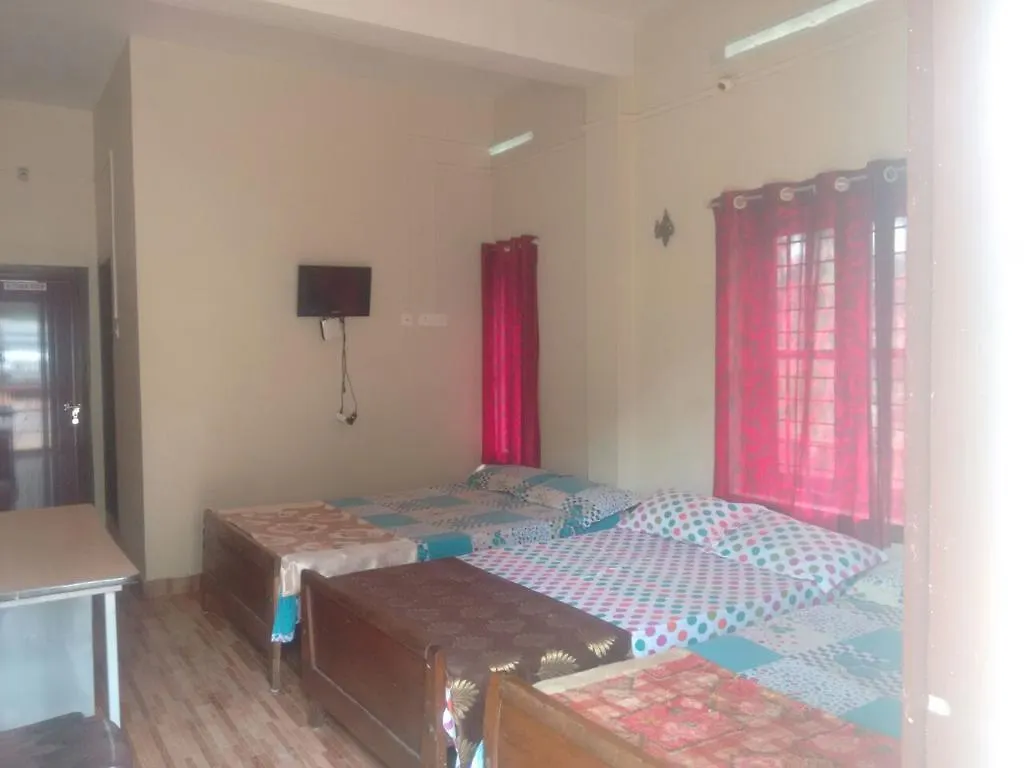 Thekkekara Tourist Home Vagamon 0*,